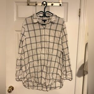Plaid Button up longsleeve blouse